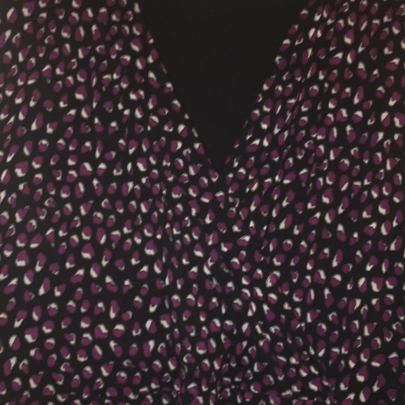 Faux wrap dress - Picture 2 of 4